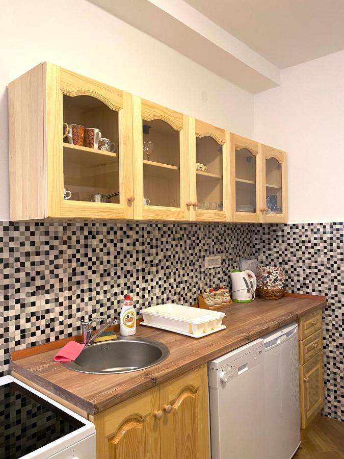 Apartment Njegos بيراتس المظهر الخارجي الصورة