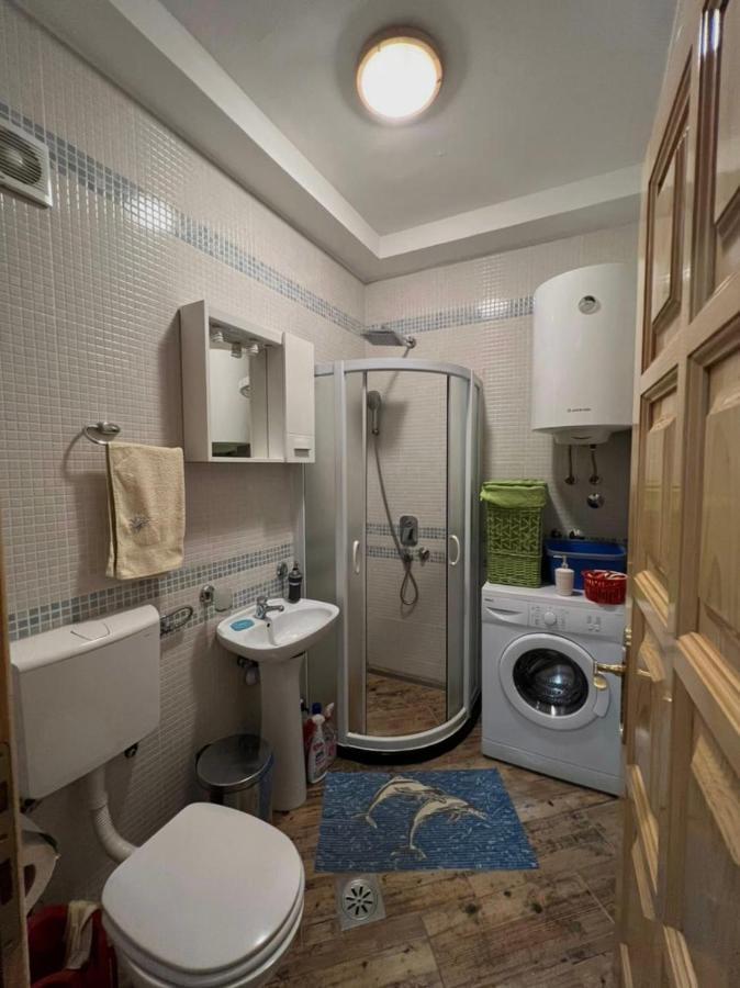 Apartment Njegos بيراتس المظهر الخارجي الصورة